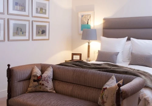 2 Blackburne Terrace – Boutique Hotel