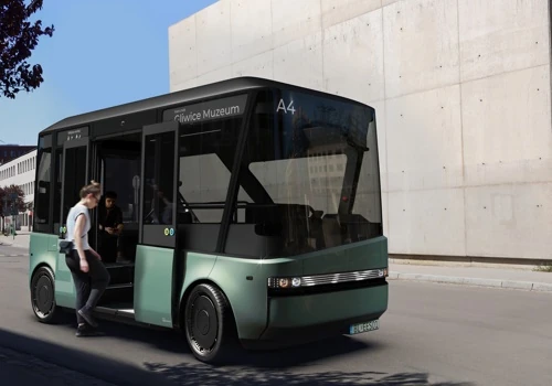 The Autonomous Electric Minibus | BLEES