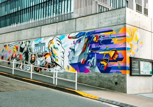 Artwork: Embassy of the Federal Republic of Germany