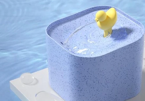 Little Duck Style Cat Automatic drinking fountain