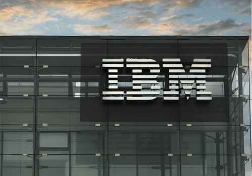 Account-based sales plays & cadence design for IBM