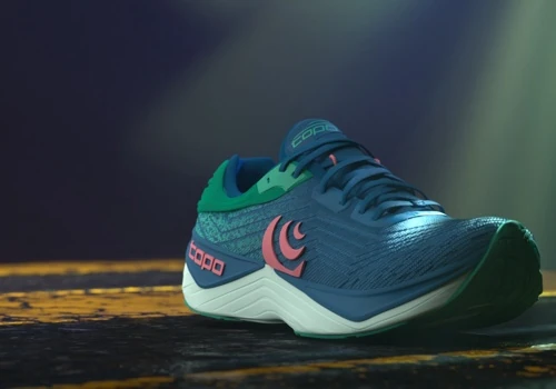 Topo Ultra Fly 5 Product animation