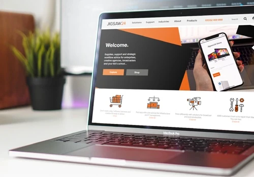 Bold new eCommerce store bares fruit for the UK’s first Apple Authorised Enterprise Reseller