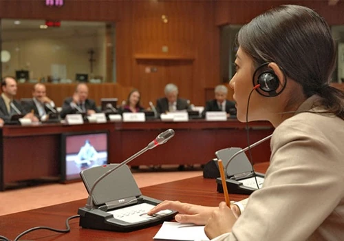 Simultaneous Interpreting