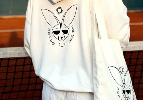 Luno Cafe | Brand identity & Visual Concept, Merch