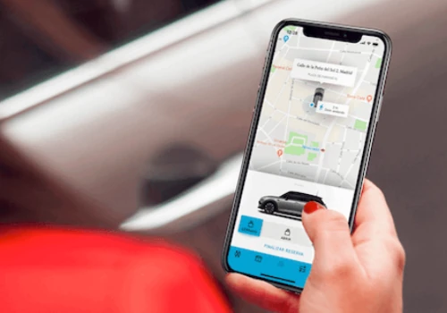 Development of a P2P vehicle sharing service.