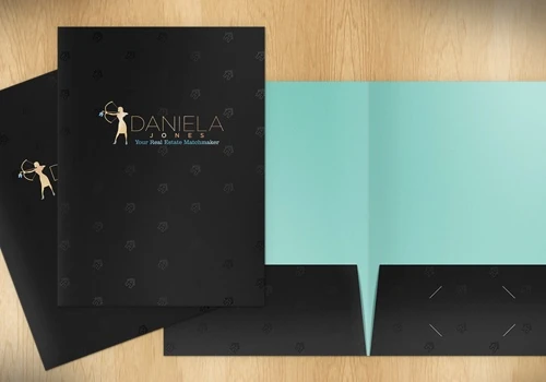 Presentation Folder Design for Real Estate Agent