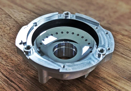 Diamond-turned reflector housing