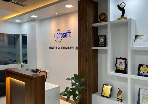 Increase in Online Impact Through Multi-Channel Ma
