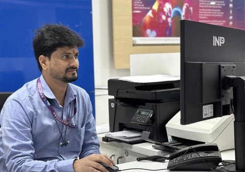 Facility Staffing for Government Research Institut