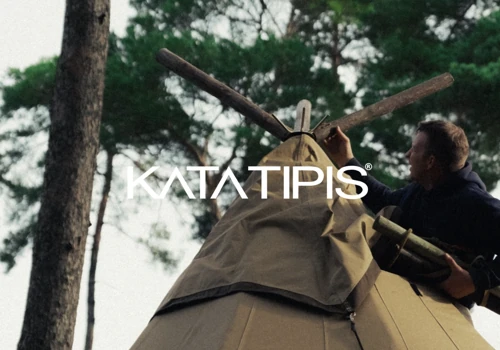 Kata Tipis Social and Creative