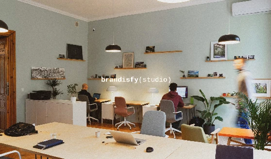 brandisfy(studio) team photo 1