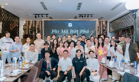 DXTech team photo 1