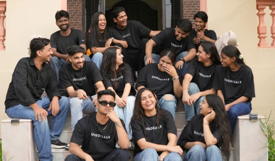 unsocials team photo 1