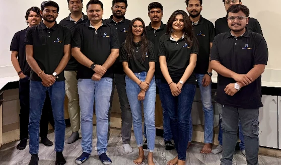 IMMERSIVE MOBILE DESIGNS PRIVATE LIMITED team photo 1