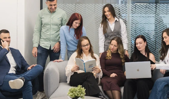 iQ - Agencija za Digitalni Marketing team photo 1