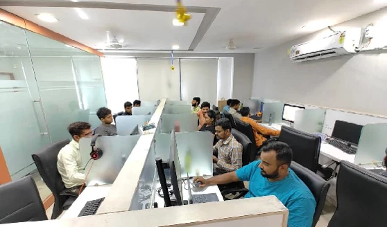 EliteSigma Infotech team photo 1