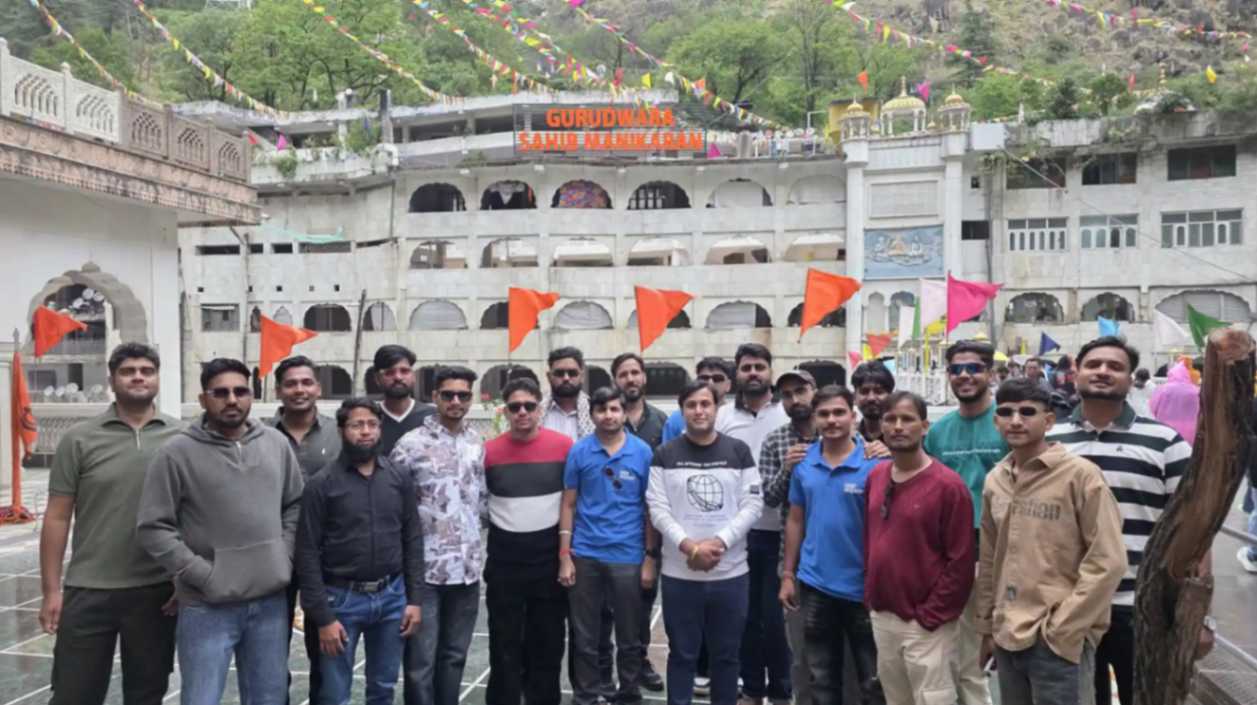 SERP WIZARD - Best Digital Marketing Agency in Jaipur team photo 4
